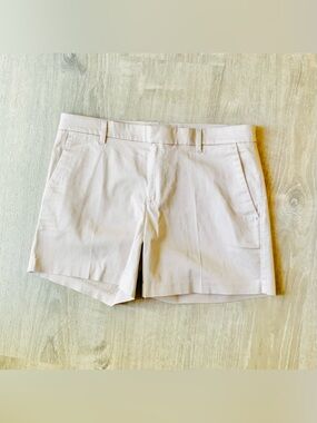 NWT📚 Banana Republic Avalon Shorts Khaki Women's 6